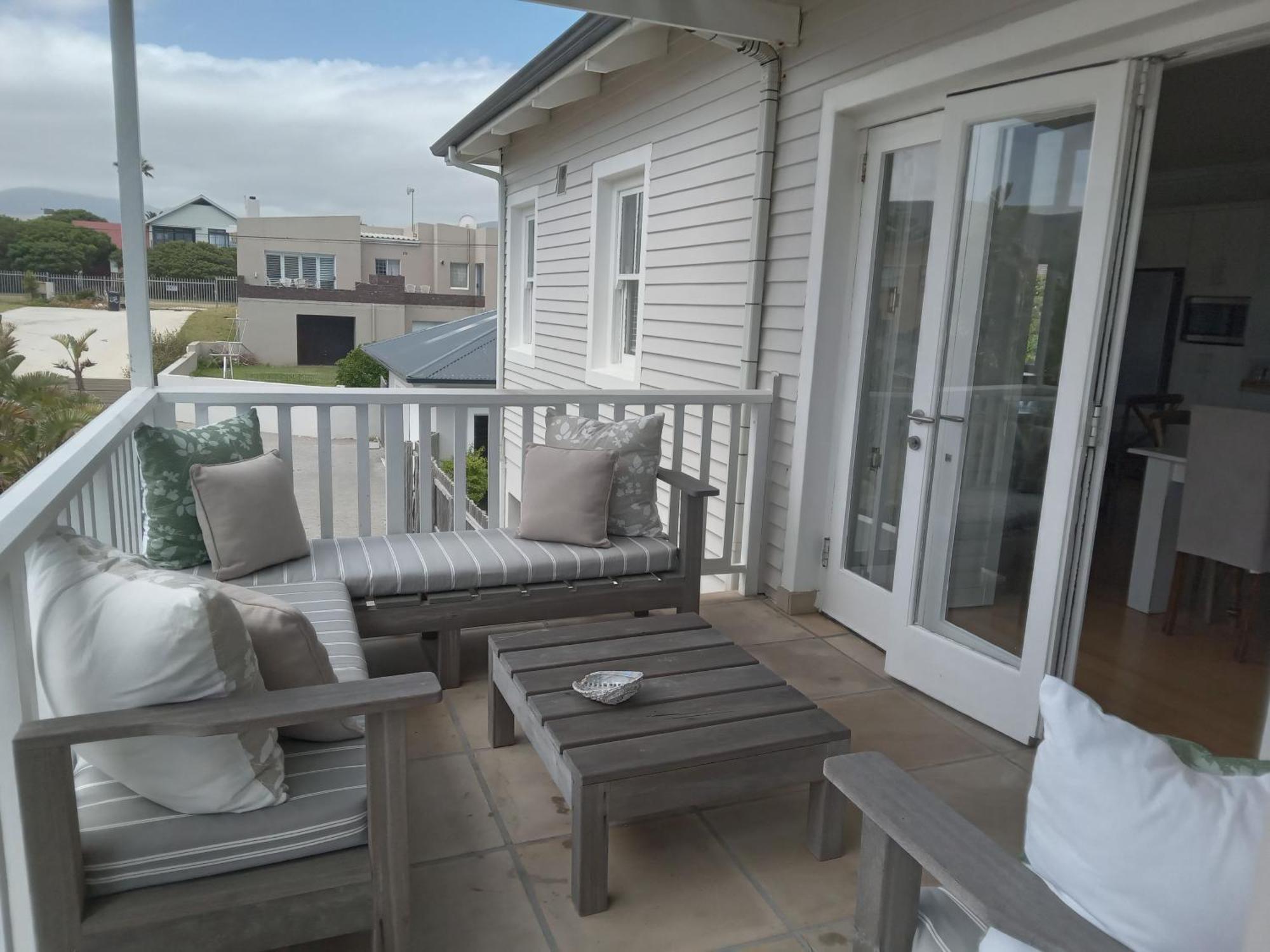 Shore'S Edge Luxury Oceanfront Home Hermanus Exterior photo