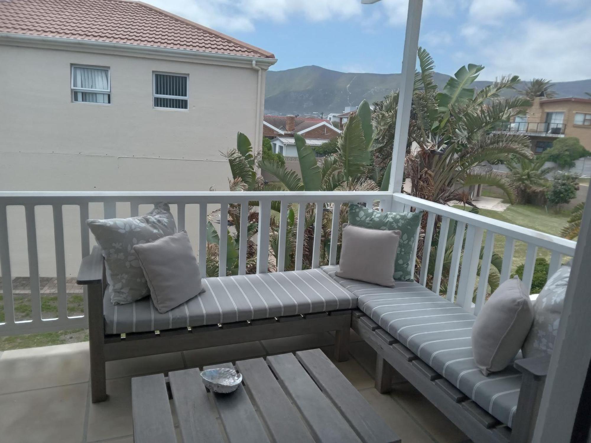 Shore'S Edge Luxury Oceanfront Home Hermanus Exterior photo